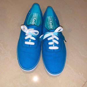 KEDS OMBRÉ SIZE 6